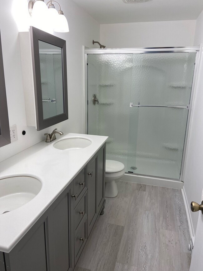 Foto del edificio - 257 E Nittany Ave