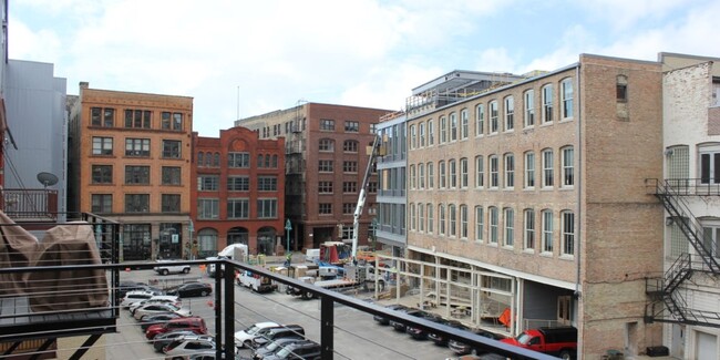 Foto del edificio - Broadway Market Lofts