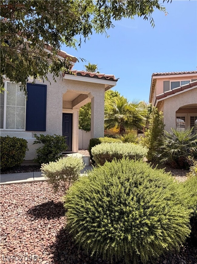 Foto del edificio - 2271 Surrey Meadows Ave