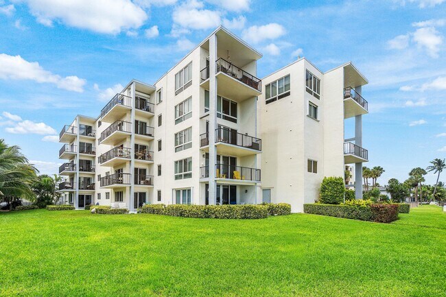 Foto del edificio - 1206 S Lake Dr