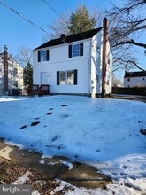 Building Photo - 46599 Midway Dr