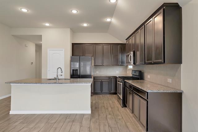 Building Photo - 3844 Hawsbrook Ln
