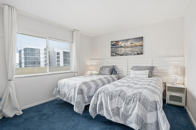 Foto del edificio - 10475 Gulf Shore Dr