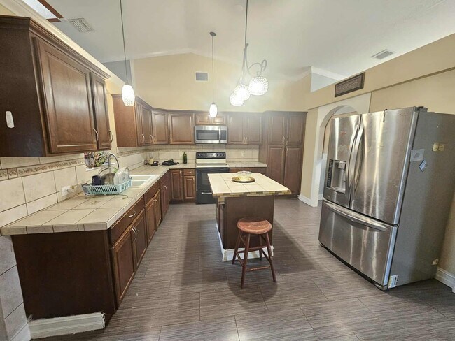 Foto del edificio - 3641 SW Parsons St