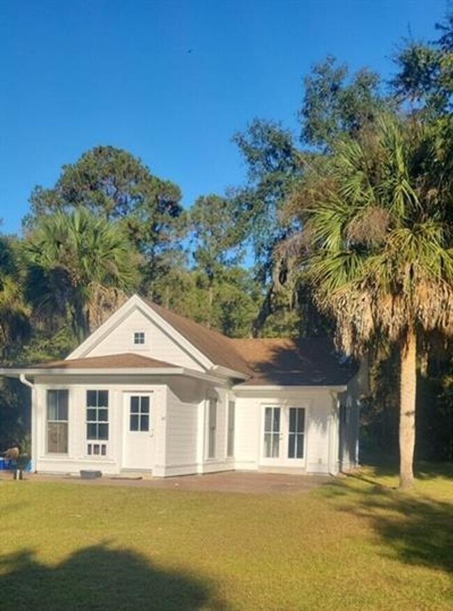 Foto del edificio - ***BEAUTIFUL QUAINT HOME NEAR MAYRIVER***