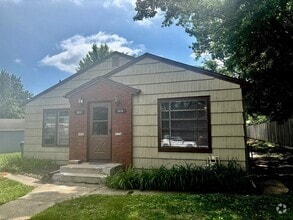 Building Photo - 2839 Virginia Ave S