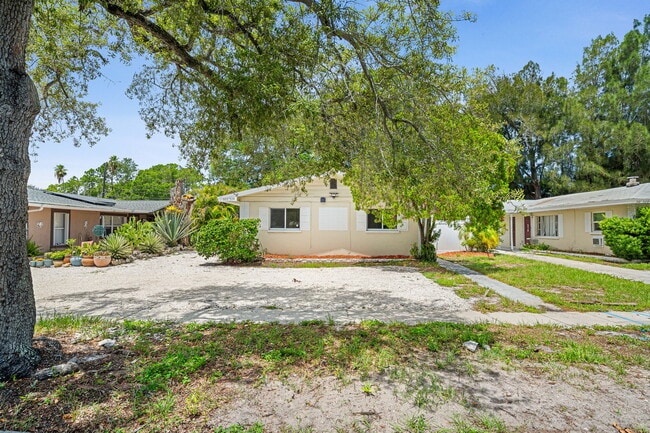 Building Photo - 524 Florida Ave