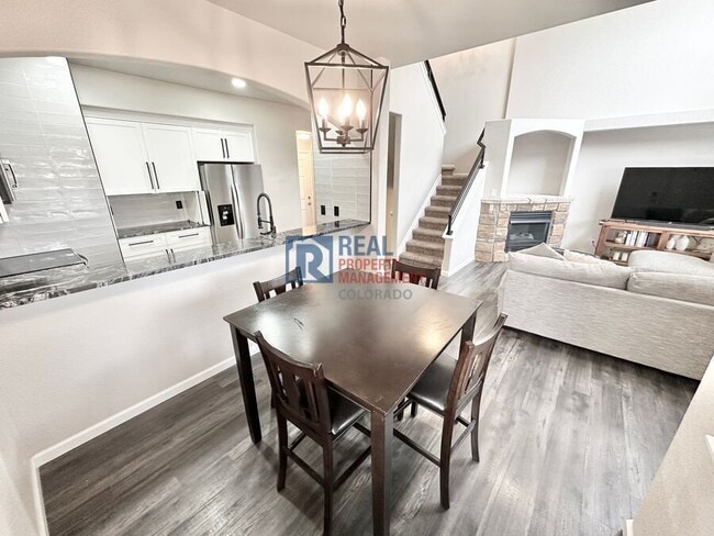 Foto del edificio - 1325 S Chambers Rd