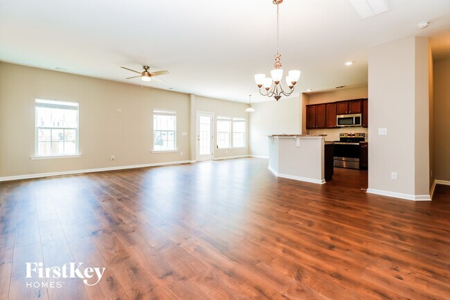 Foto del edificio - 343 Bradley Bend Dr