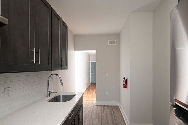 Building Photo - 234 N 18th St