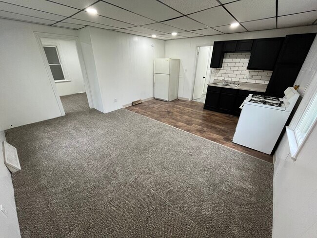 Foto del edificio - 7367 N Bray Rd