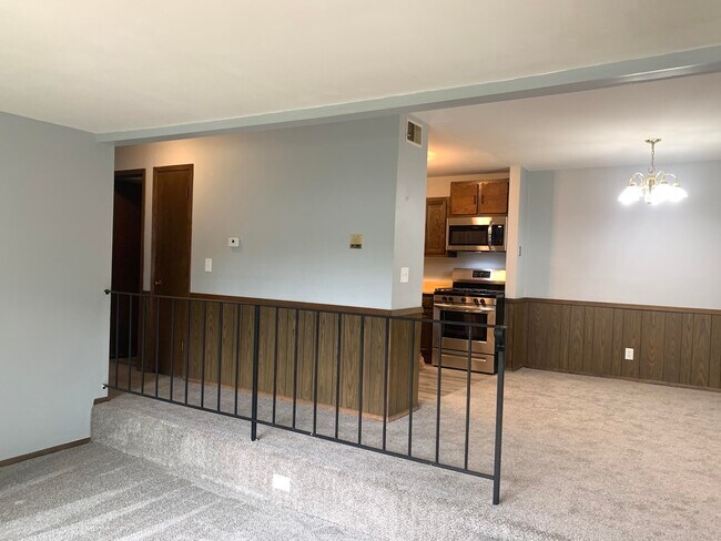 Foto del edificio - 2650 W Custer Ave