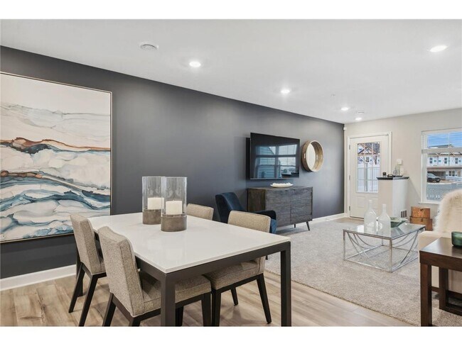 Foto del edificio - 5289 Long Pointe Pass