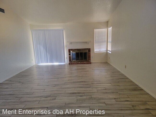 Foto del edificio - 3 br, 2 bath House - 6710 N 86TH LN