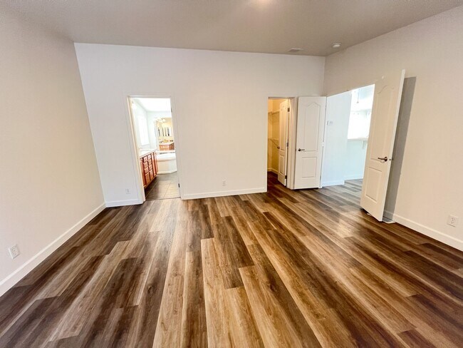 Foto del edificio - HOUSE - CORNVILLE - OAK CREEK VALLEY
