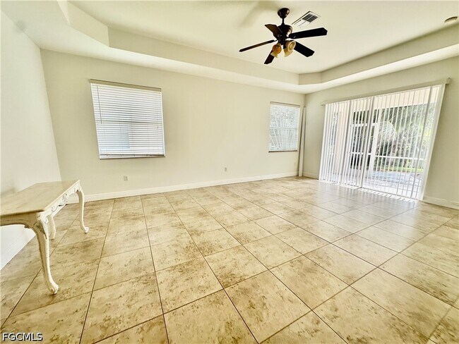 Foto del edificio - 26527 Robin Way