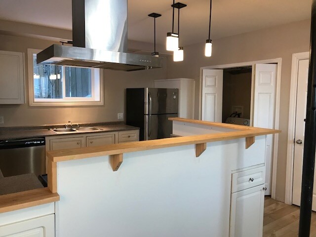 Photo du bâtiment - 5814-5851 51 Ave