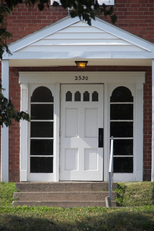 Entrance - 2520 Brookwood St