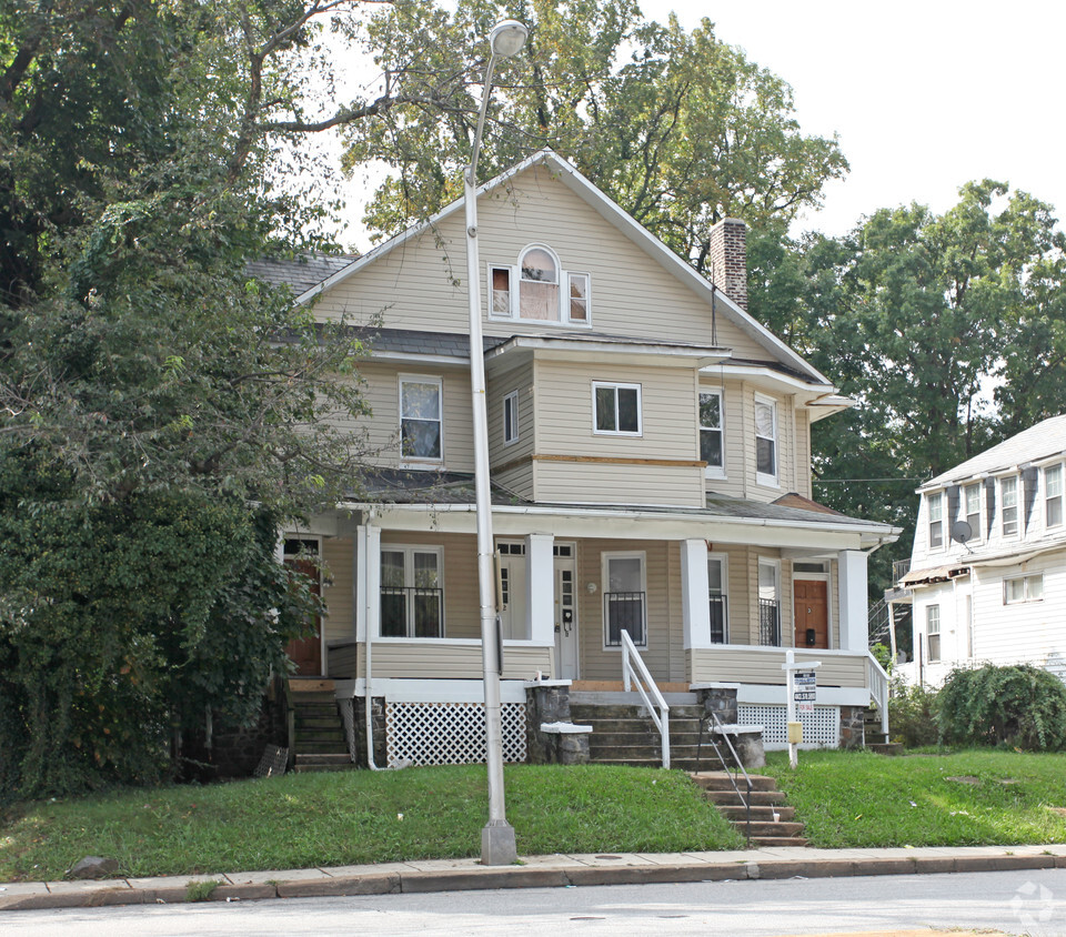 Building Photo - 3705 Liberty Heights Ave