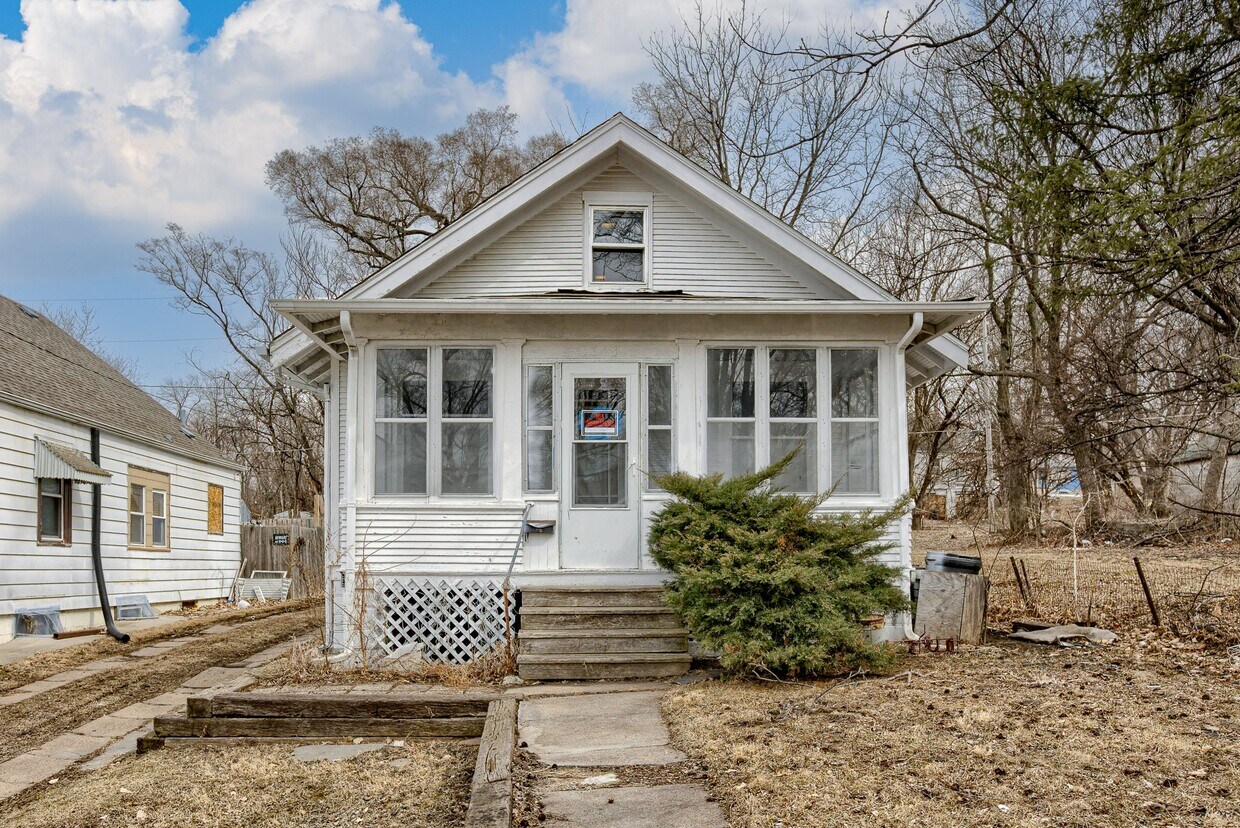 3743 N 36th Ave, Omaha, NE 68111 House Rental in Omaha, NE