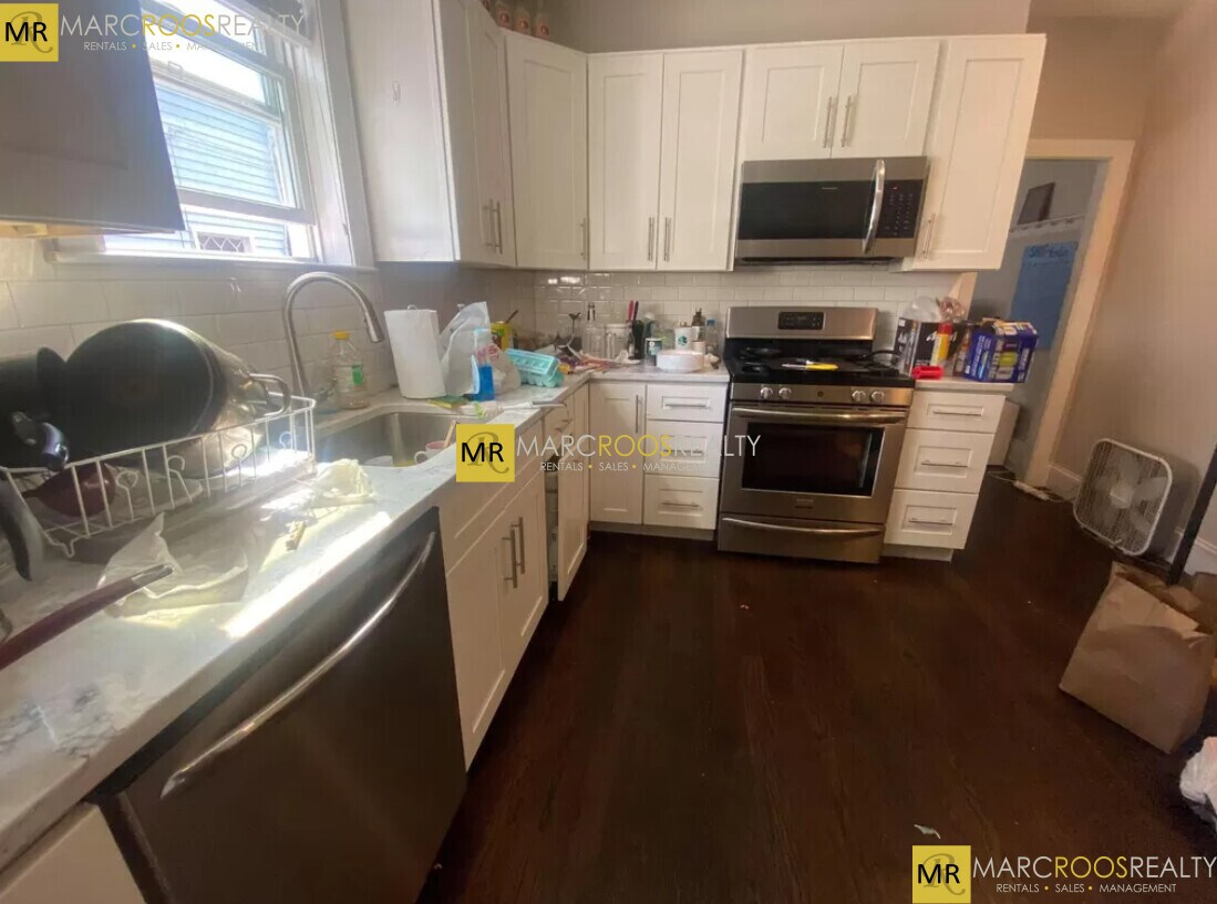Foto principal - 66 Bromfield Rd