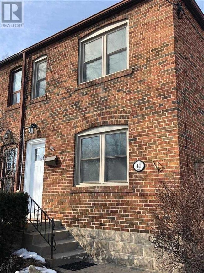 Building Photo - 40 Crofton Rd