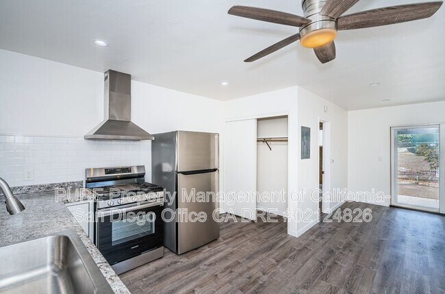 Building Photo - 43 E J St