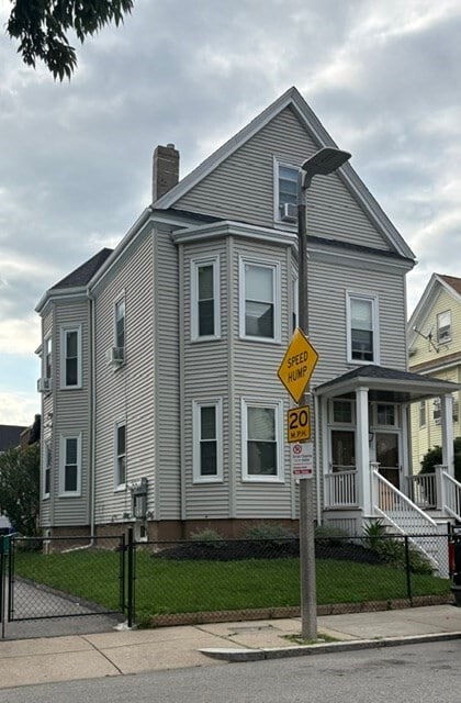 Building Photo - 77-79 Millet St