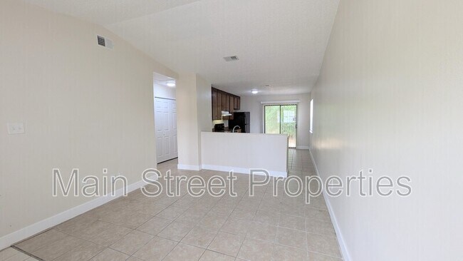 Building Photo - 8264 Continental Dr