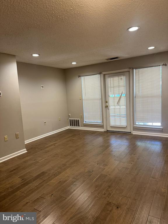 Foto del edificio - 21023 Timber Ridge Terrace