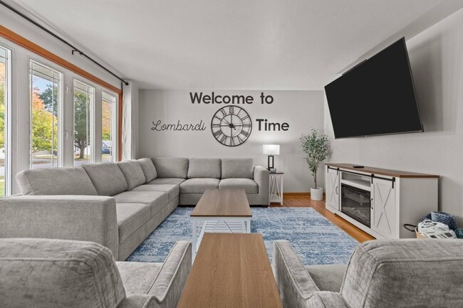 Building Photo - 1221 Kenwood St