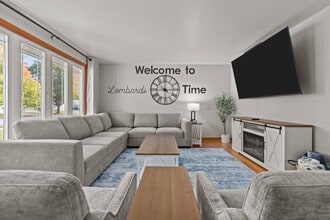 Building Photo - 1221 Kenwood St