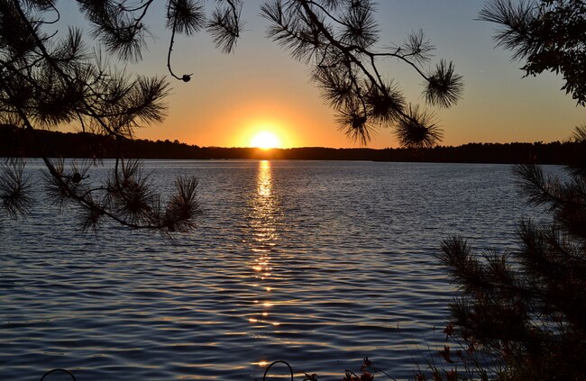 Photo - 510 N Waters Edge Dr House