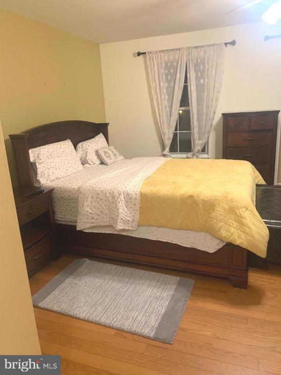 Foto del edificio - 14624 Monmouth Dr