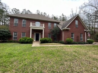 Building Photo - 421 Dickerson Ln