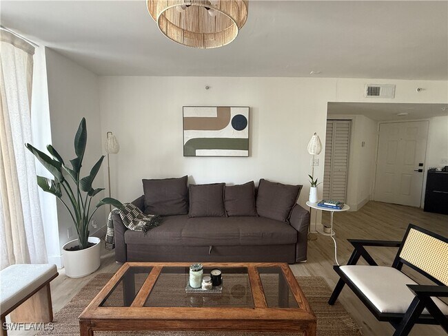 Foto del edificio - 13571 Eagle Ridge Dr