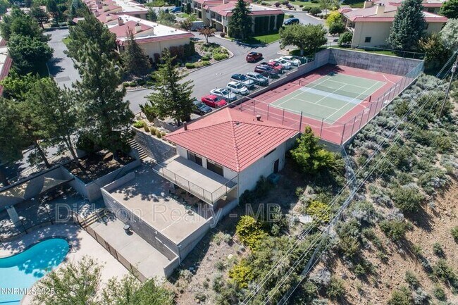 Foto del edificio - 3467 Skyline Blvd