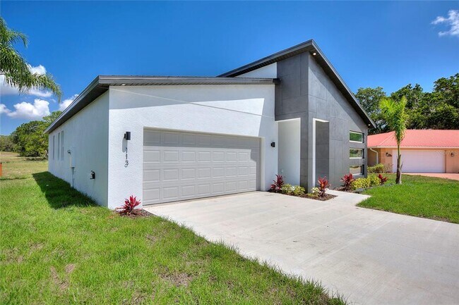 Building Photo - 113 Victoria Ln