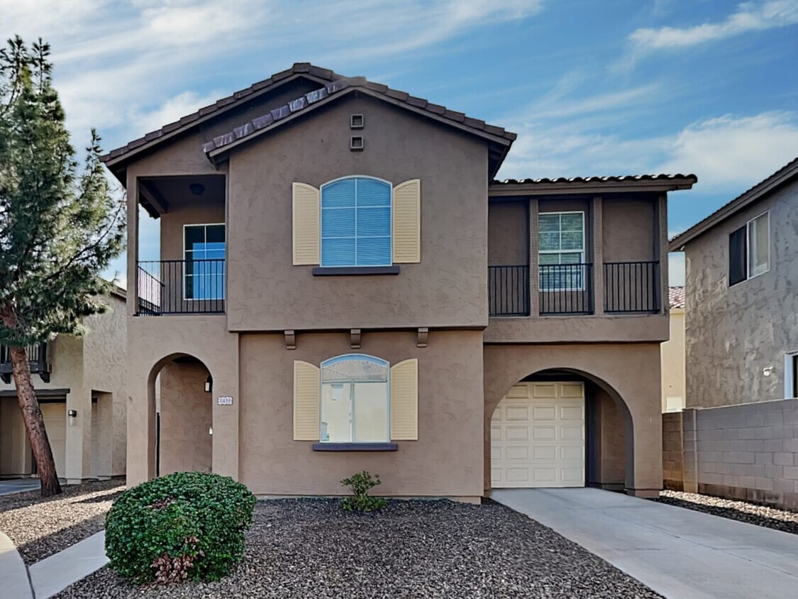 Primary Photo - 1435 E Mobile Ln
