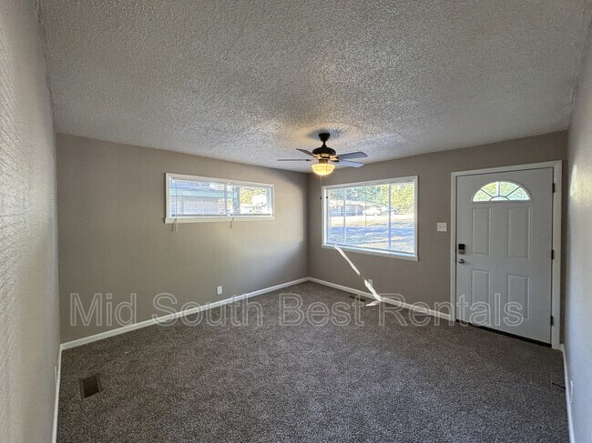 Foto del edificio - 202 S 2nd St