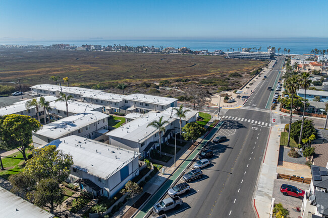 Context View - Imperial Beach Gardens