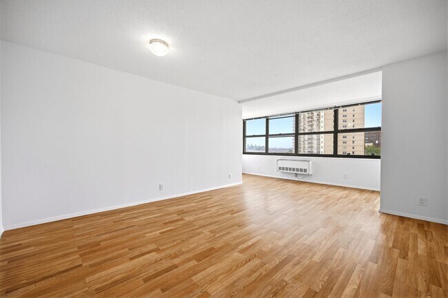 Foto del edificio - 7000 JFK Blvd E