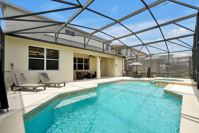 Building Photo - 252 Willow View Dr