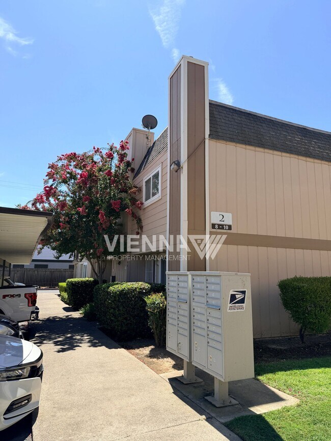 Foto del edificio - 7032 Fair Oaks Blvd