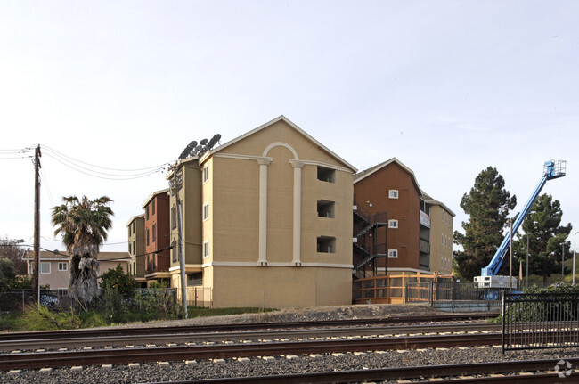 Building Photo - Balmoral Luxury Apartments