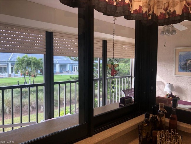 Foto del edificio - 5690 Trailwinds Dr