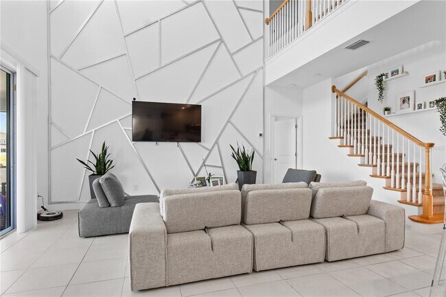 Building Photo - 34048 Astoria Cir
