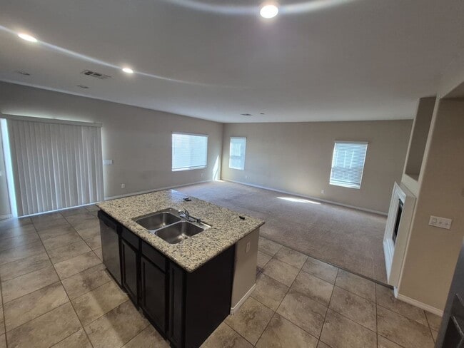 Foto del edificio - 31994 Rouge Ln