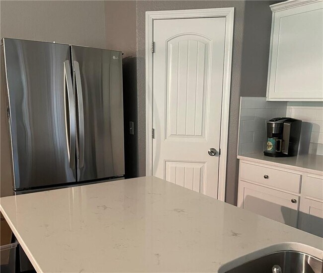 Foto del edificio - 12022 Farrar Rd