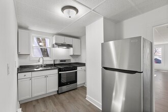 Building Photo - 77 Bellevue Ave